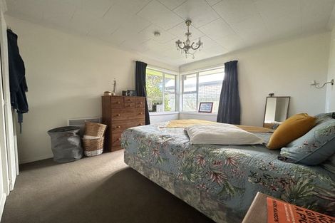 Photo of property in 12 Beatrice Place, Avonhead, Christchurch, 8042