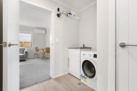 Photo of property in 12 Emmadale Lane, Hamilton East, Hamilton, 3216