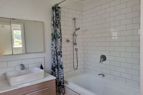 Photo of property in 98 Muri Road, Pukerua Bay, 5026