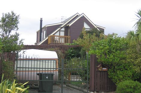Photo of property in 7 Teoti Street, Paraparaumu Beach, Paraparaumu, 5032