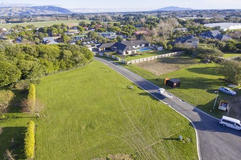 Photo of property in 20 Tararua Crescent, Otaki, 5512