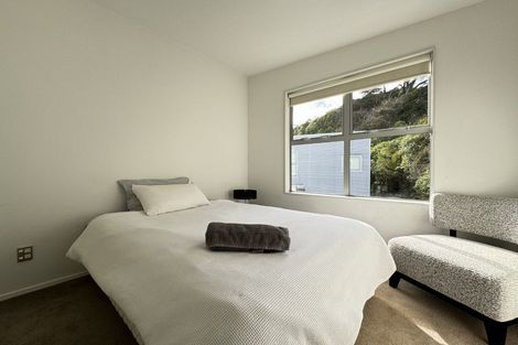 Photo of property in 24 Saddleback Grove, Karori, Wellington, 6012