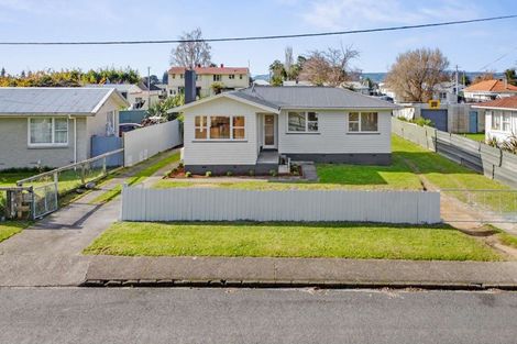 Photo of property in 60 Ewert Street, Fordlands, Rotorua, 3015