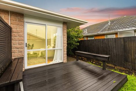 Photo of property in 4/25 Edgeware Road, St Albans, Christchurch, 8014