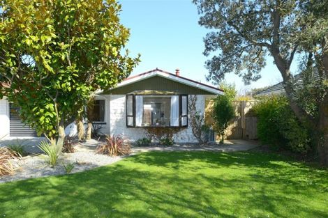 Photo of property in 18 Pahau Place, Cracroft, Christchurch, 8025