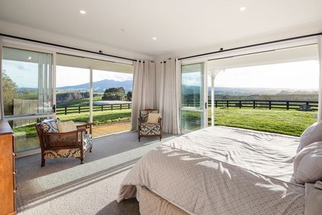 Photo of property in 300 Grove Road, Te Pahu, Hamilton, 3285