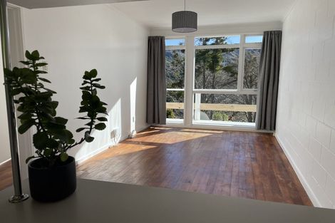 Photo of property in 2/85 Warwick Street, Wilton, Wellington, 6012