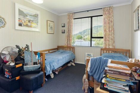 Photo of property in 247a Waikawa Road, Waikawa, Picton, 7220