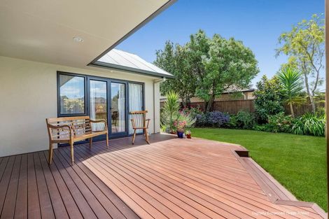 Photo of property in 15 Norfolk Drive, Cambridge, 3434