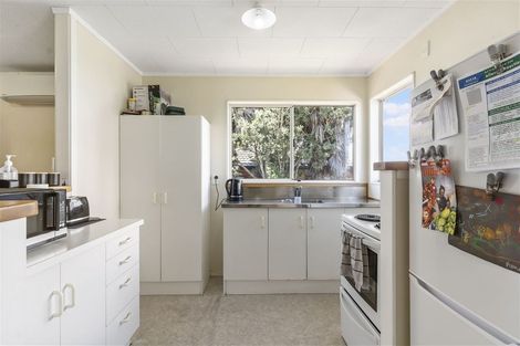 Photo of property in 5 Kinvig Place, Ranui, Auckland, 0612