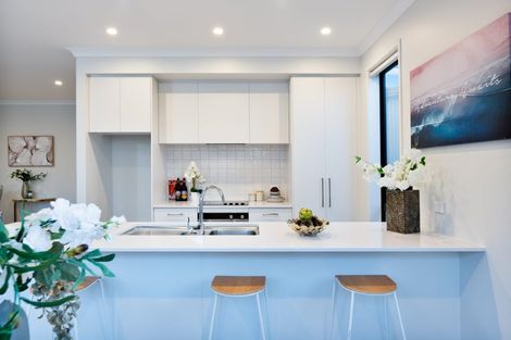 Photo of property in 27 Morus Road, Massey, Auckland, 0614