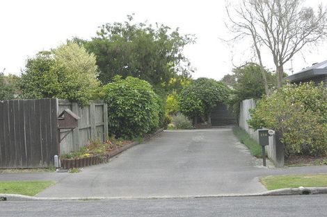 Photo of property in 27a Radiata Avenue, Parklands, Christchurch, 8083