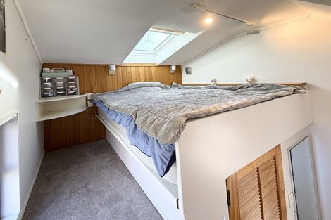 Photo of property in 2/3 Aorangi Place, Birkenhead, Auckland, 0626