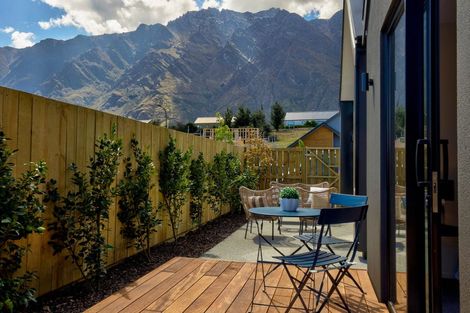 Photo of property in 21 Waterfowl Road, Jacks Point, Queenstown, 9371
