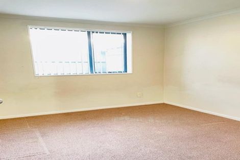 Photo of property in 11 Marblewood Grove, Pukekohe, 2120