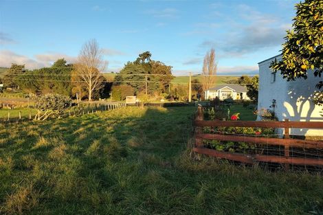 Photo of property in 1440 Martinborough Masterton Road, Gladstone, Masterton, 5884