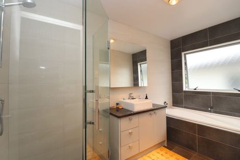 Photo of property in 4 Beatrice Place, Flat Bush, Auckland, 2016