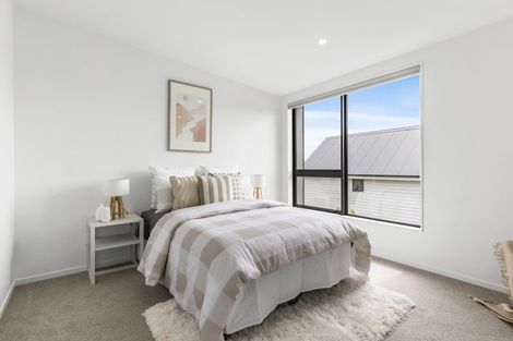 Photo of property in 62u2 Spenmoor Street, Newlands, Wellington, 6037