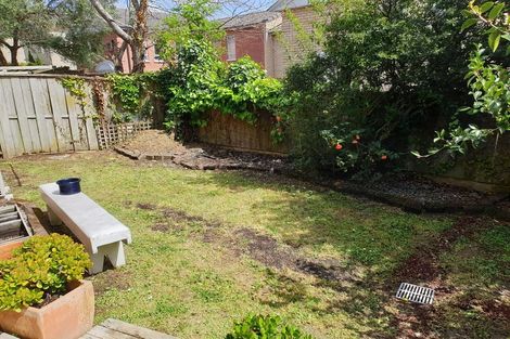 Photo of property in 37 Fields Parade, Oteha, Auckland, 0632