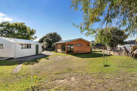Photo of property in 143 Lorraine Place, Whangamata, 3620