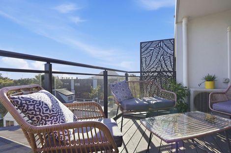 Photo of property in 2-06/424 Maunganui Road, Mount Maunganui, 3116