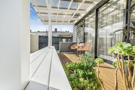 Photo of property in 12u2 Liston Crescent, Hillcrest, Hamilton, 3216