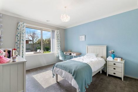 Photo of property in 8 Overbury Crescent, Rolleston, 7614