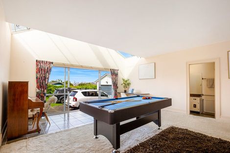Photo of property in 118 Mokoia Road, Chatswood, Auckland, 0626