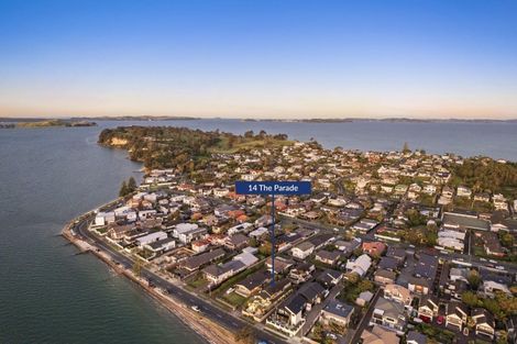 Photo of property in 14 The Parade, Bucklands Beach, Auckland, 2012