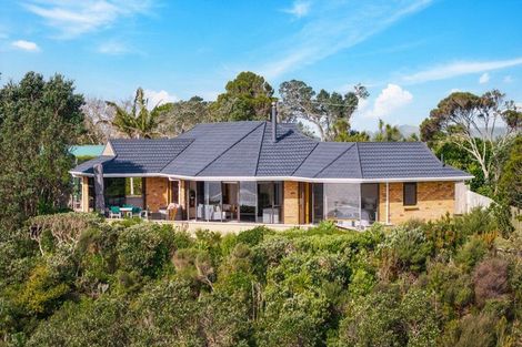 Photo of property in 175 Oaia Road, Muriwai, Waimauku, 0881