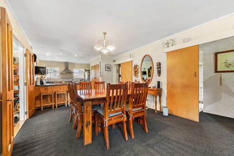 Photo of property in 303 Don Buck Road, Massey, Auckland, 0614