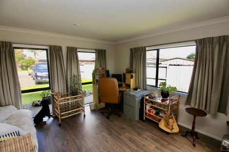 Photo of property in 52 Kupe Drive, Whitianga, 3510