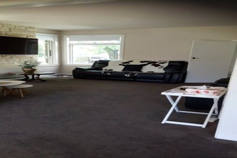 Photo of property in 133 Blighs Road, Strowan, Christchurch, 8052