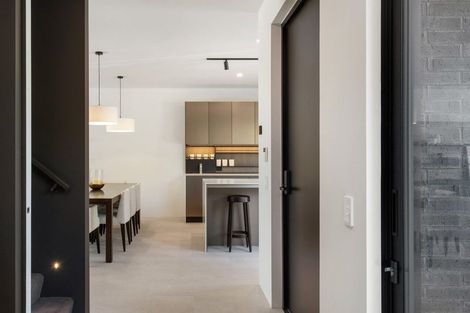 Photo of property in 27 Carlton Mill Road, Merivale, Christchurch, 8014