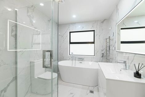 Photo of property in 44a Godley Road, Green Bay, Auckland, 0604