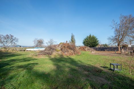 Photo of property in 923 Maungatua Road, Berwick, Outram, 9073