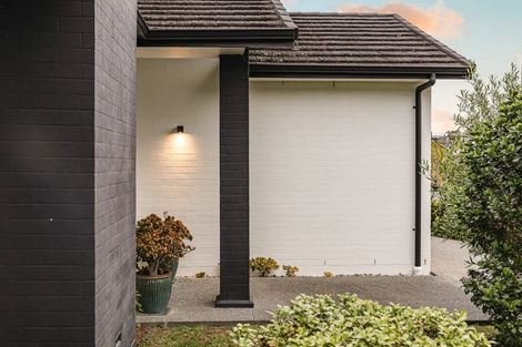 Photo of property in 18 Awanui Crescent, Matakana, 0985