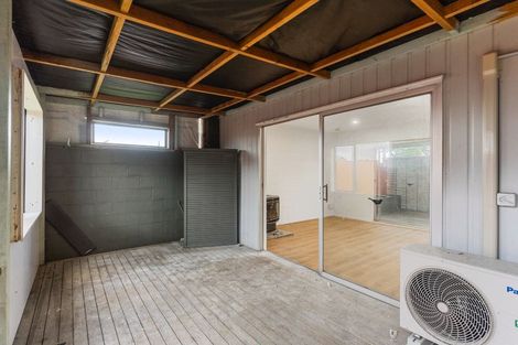 Photo of property in 32 Idlewild Avenue, Mangere, Auckland, 2022