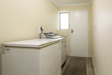 Photo of property in 1 Dove Place, Westbrook, Palmerston North, 4412