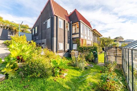 Photo of property in 82 Douglas Street, Highfield, Timaru, 7910