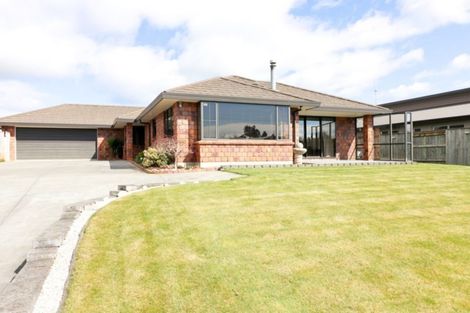 Photo of property in 21 Ruahine Street, Dannevirke, 4930