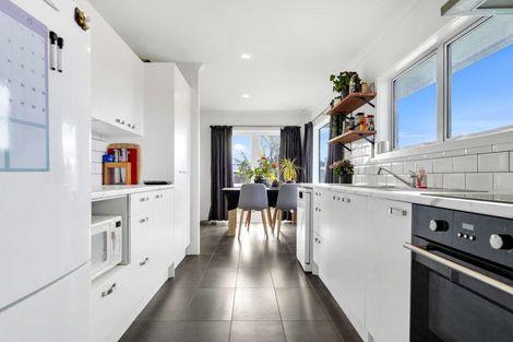 Photo of property in 8 Watarawi Place, Whakatane, 3120