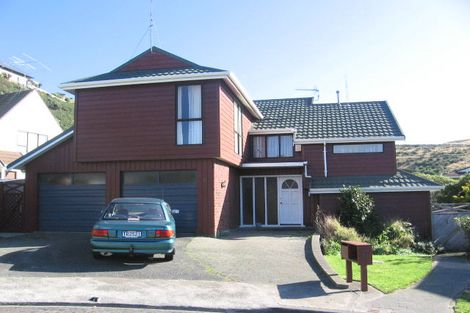 Photo of property in 6 Duggan Place, Johnsonville, Wellington, 6037