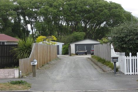 Photo of property in 36a Medina Crescent, Parklands, Christchurch, 8083