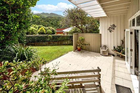 Photo of property in 7 Spencer Street, Crofton Downs, Wellington, 6035