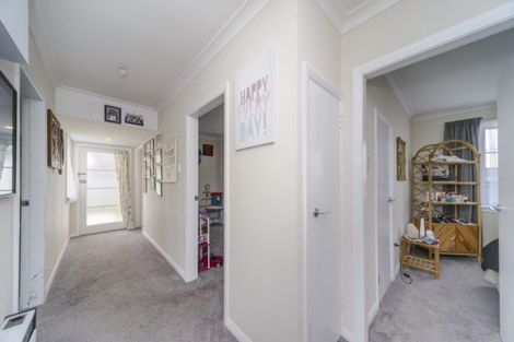 Photo of property in 5 Milton Street, Roslyn, Palmerston North, 4414