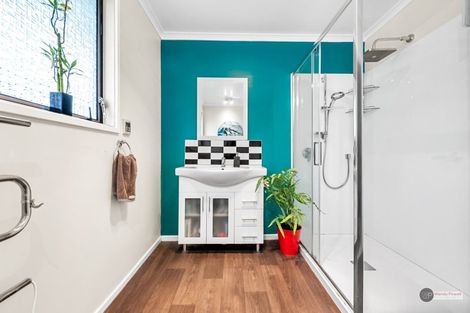 Photo of property in 37 Raukawa Street, Stokes Valley, Lower Hutt, 5019