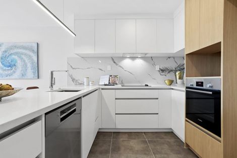 Photo of property in 32a/4 Westgate Drive, Massey, Auckland, 0614