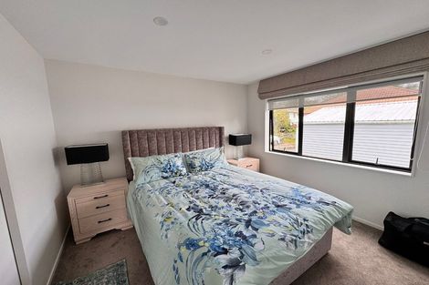 Photo of property in 11d Regency Place, Sunnynook, Auckland, 0632