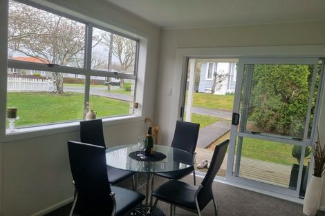 Photo of property in 10 Olwyn Terrace, Dinsdale, Hamilton, 3204